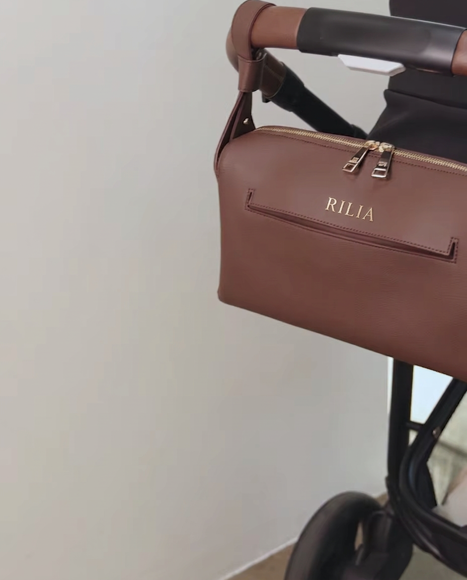 Am Kinderwagen